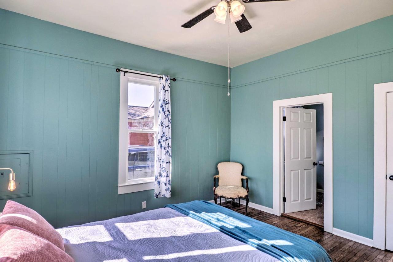 Lake Charles Cottage With Fireplace And Yard! Exteriör bild